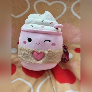 NWT SQUISHMALLOWS JENNY. A Cute Ice Cream Sundae W/Sprinkles. For Valentines Day